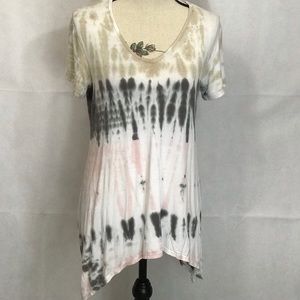 Tryst  NEW  Large Tie Dye T-Shirt